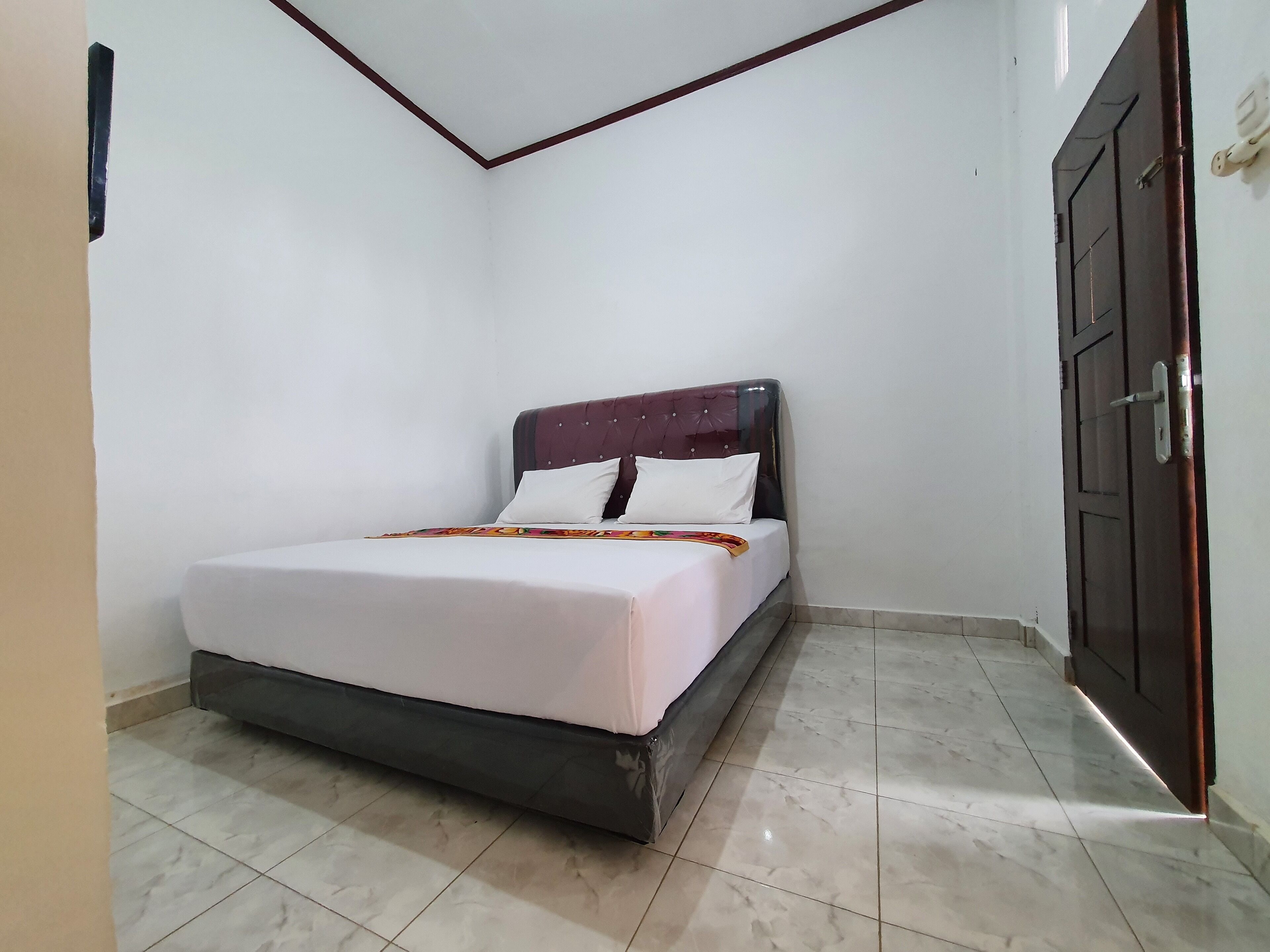 Naufal Residence Syariah by OYO