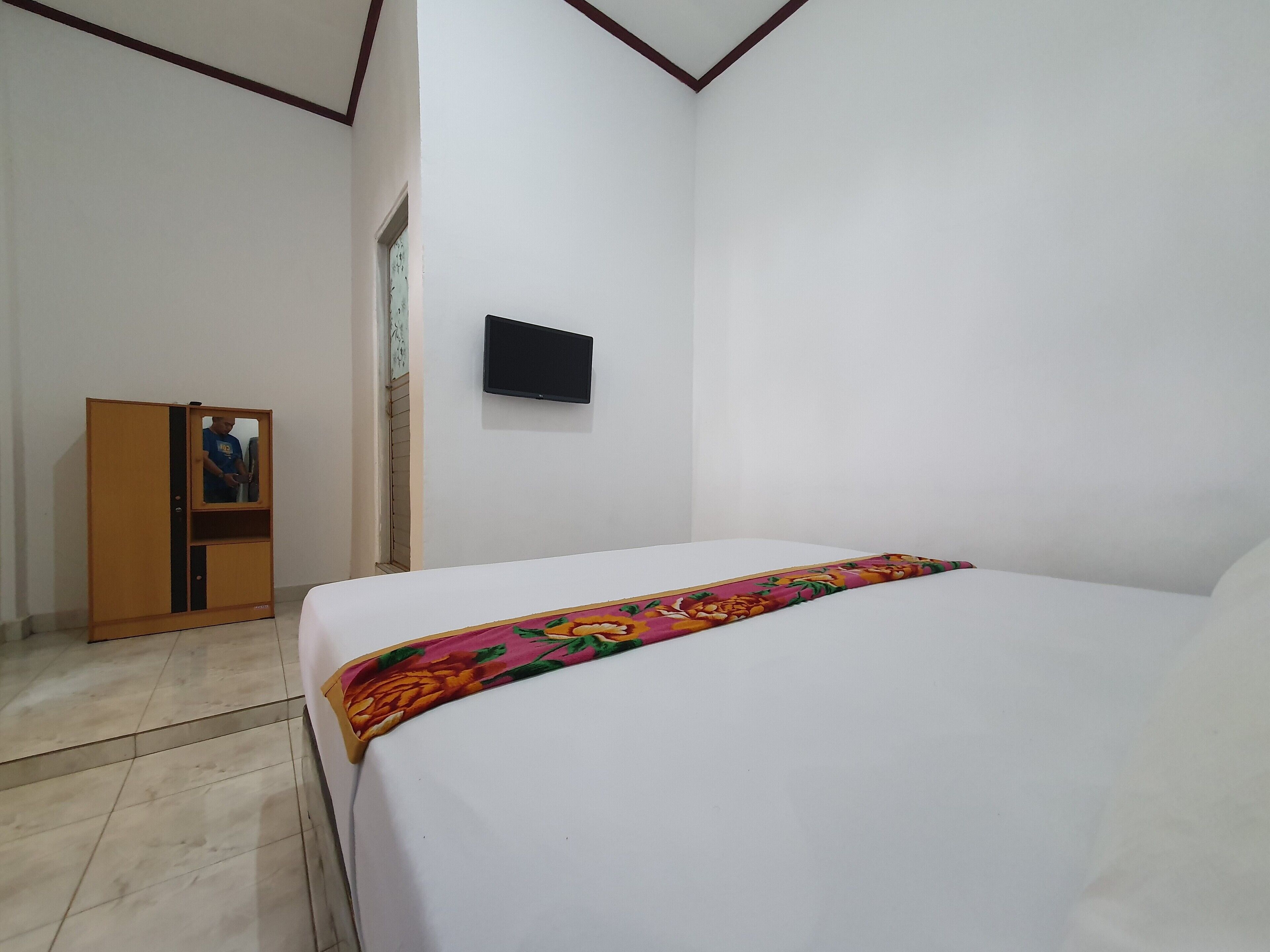 Naufal Residence Syariah by OYO