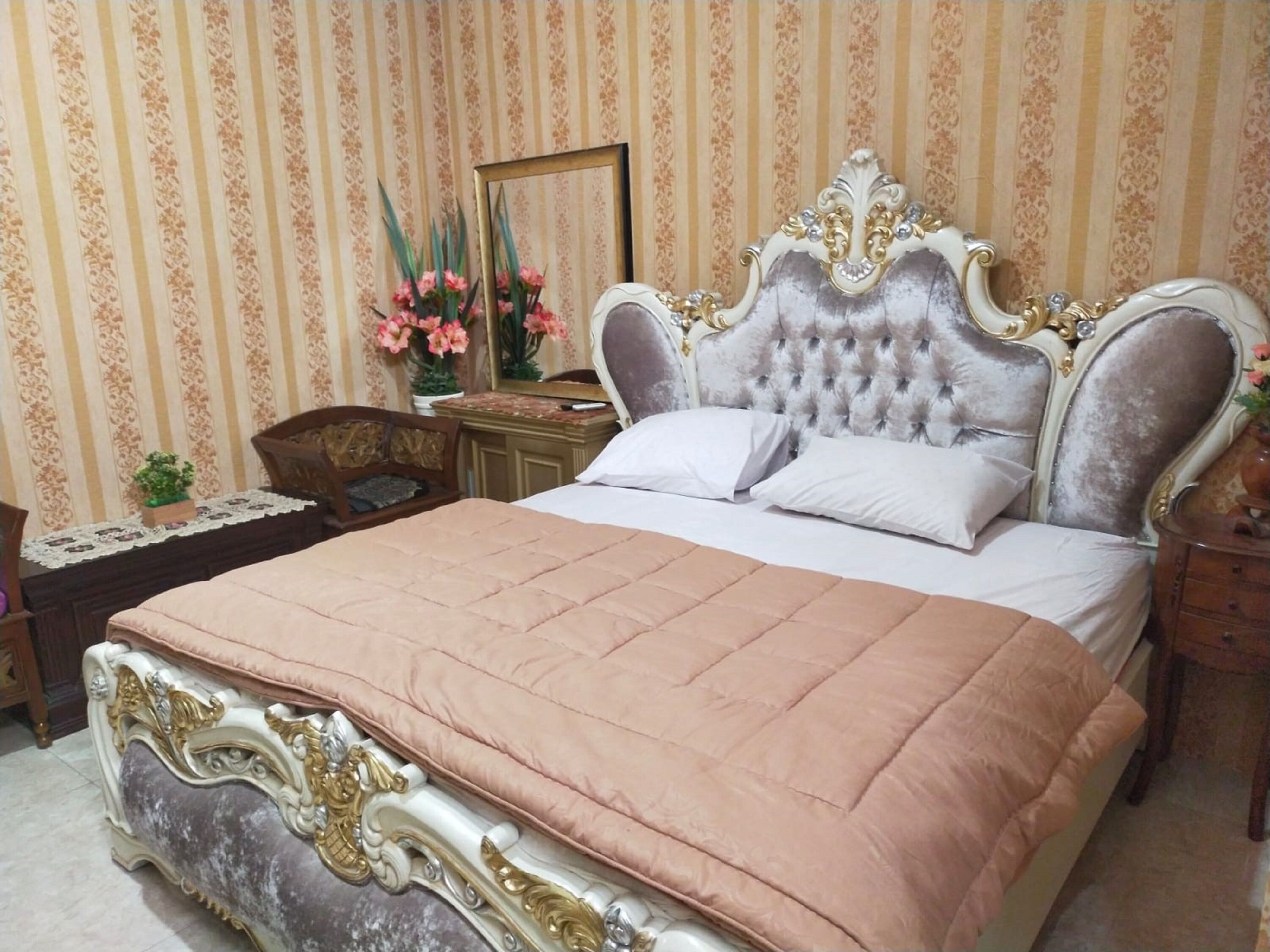 Naufal Residence Syariah by OYO