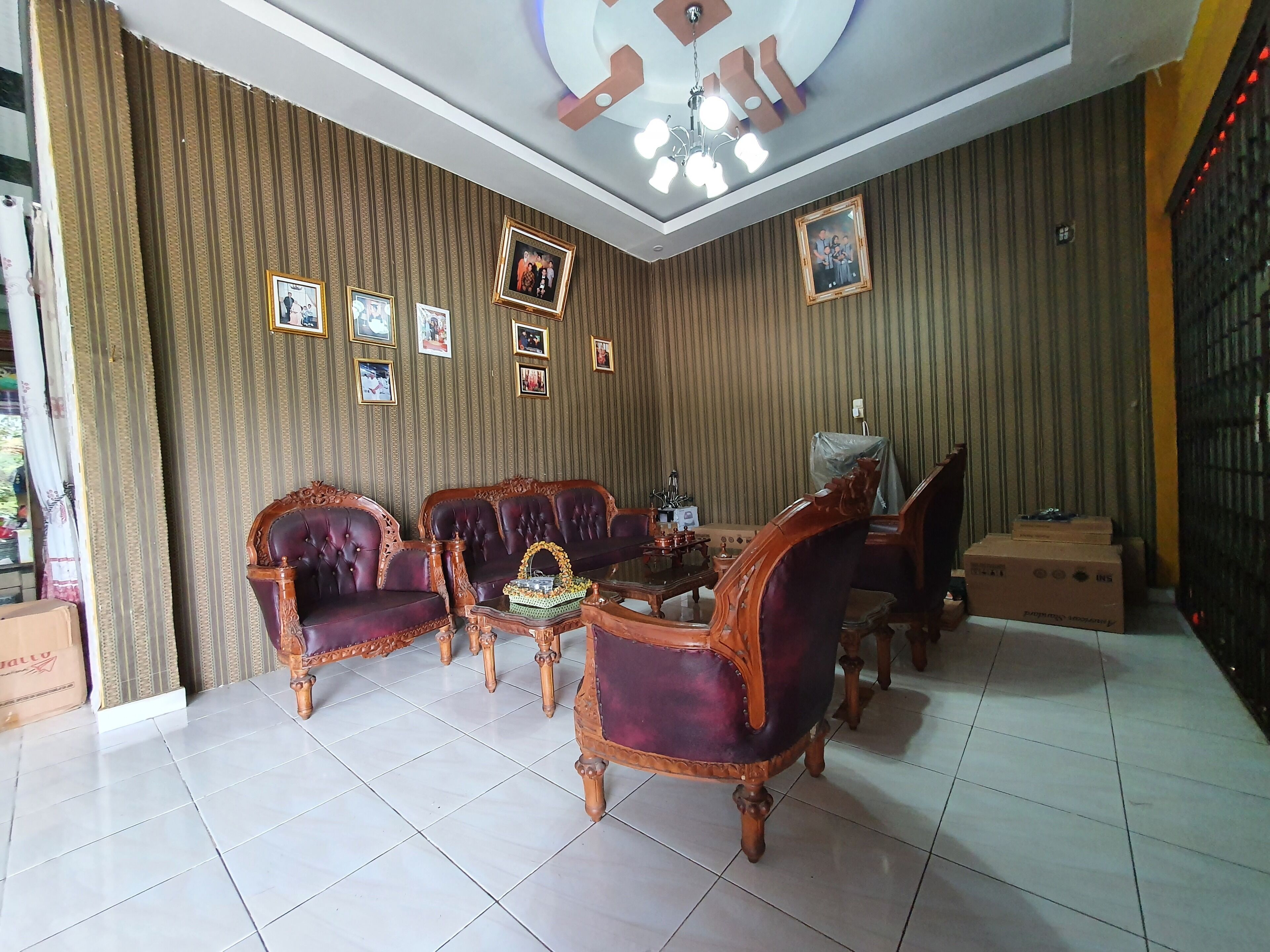 Naufal Residence Syariah by OYO