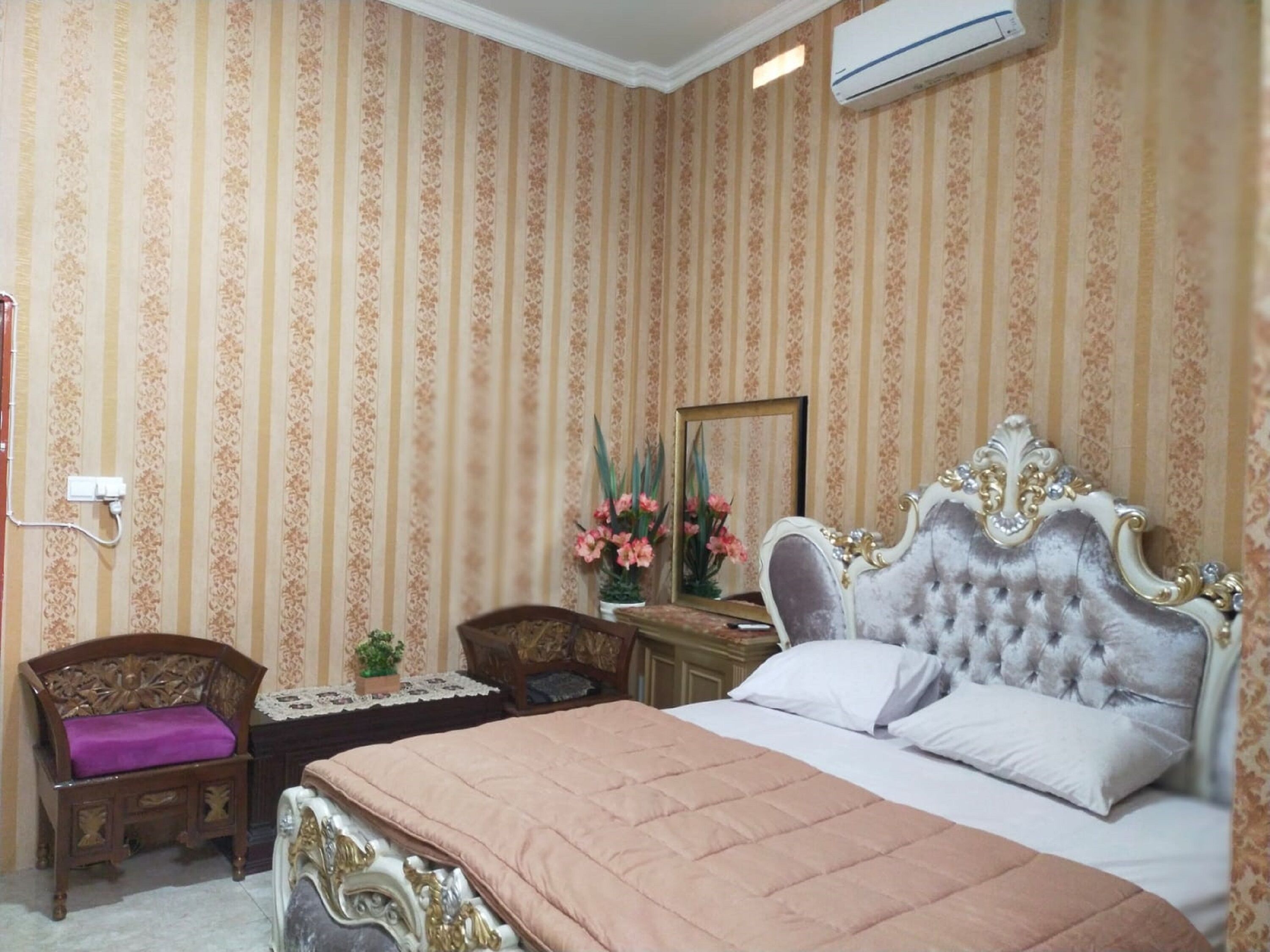 Naufal Residence Syariah by OYO