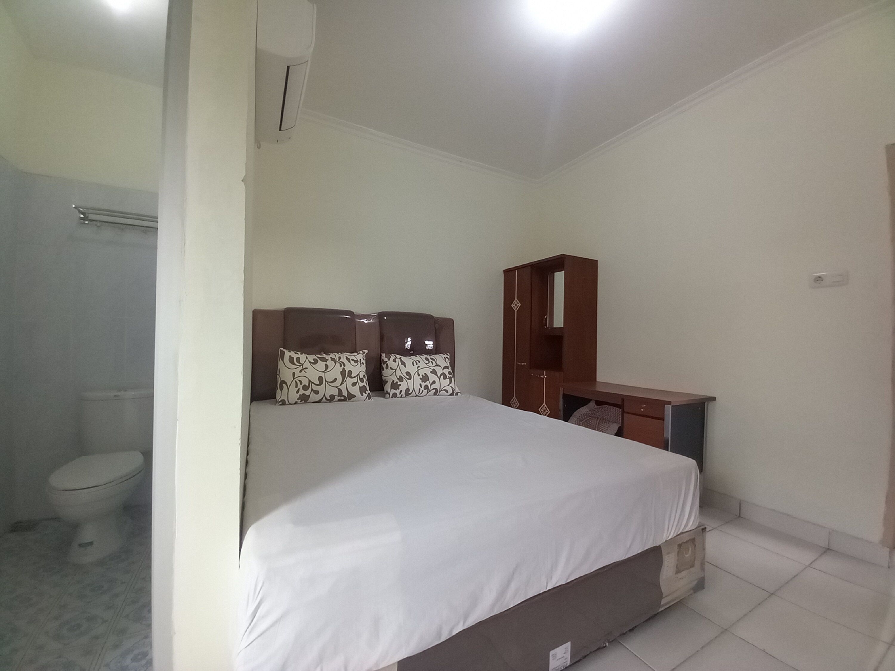 Naufal Residence Syariah by OYO