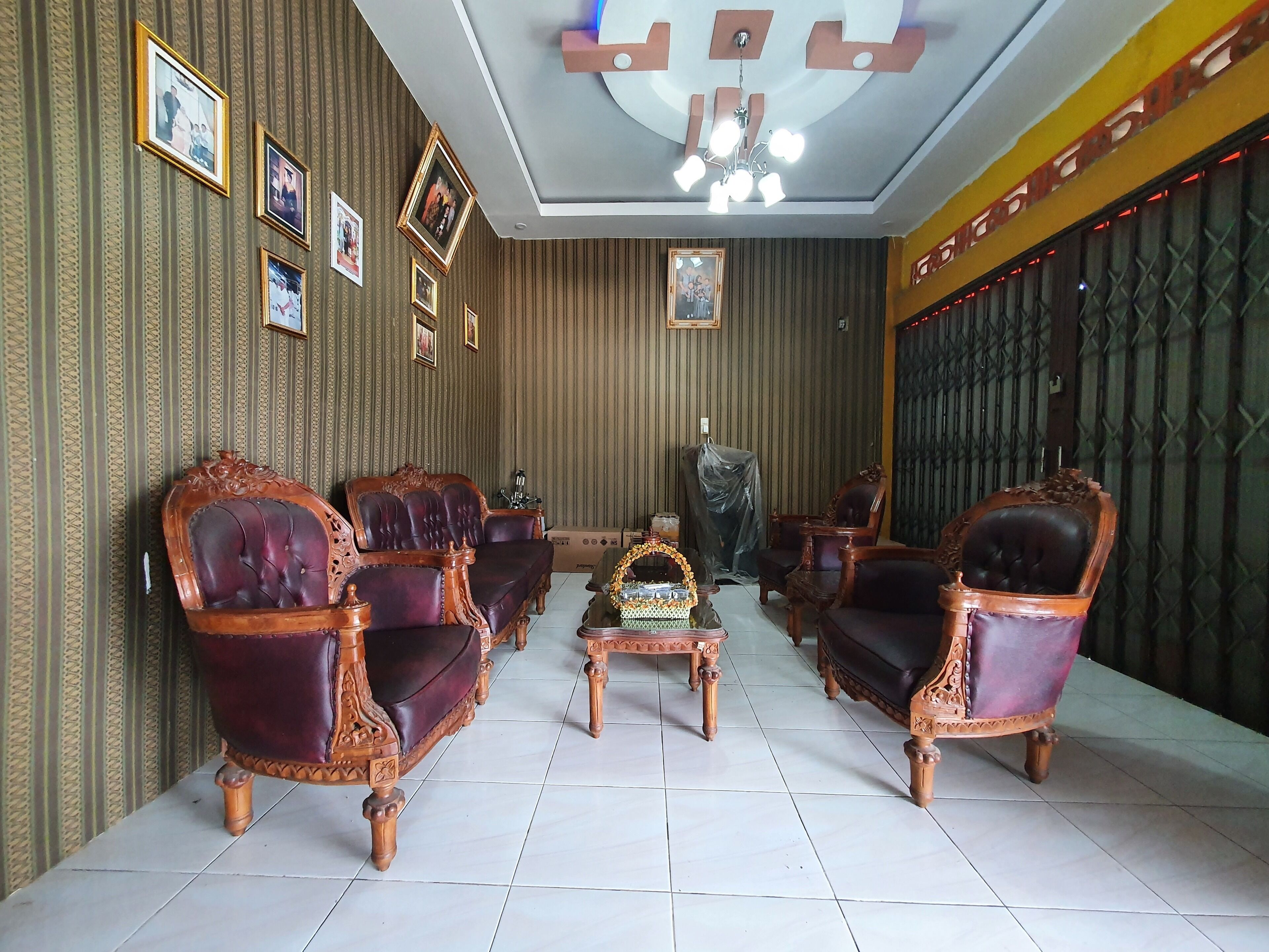 Naufal Residence Syariah by OYO