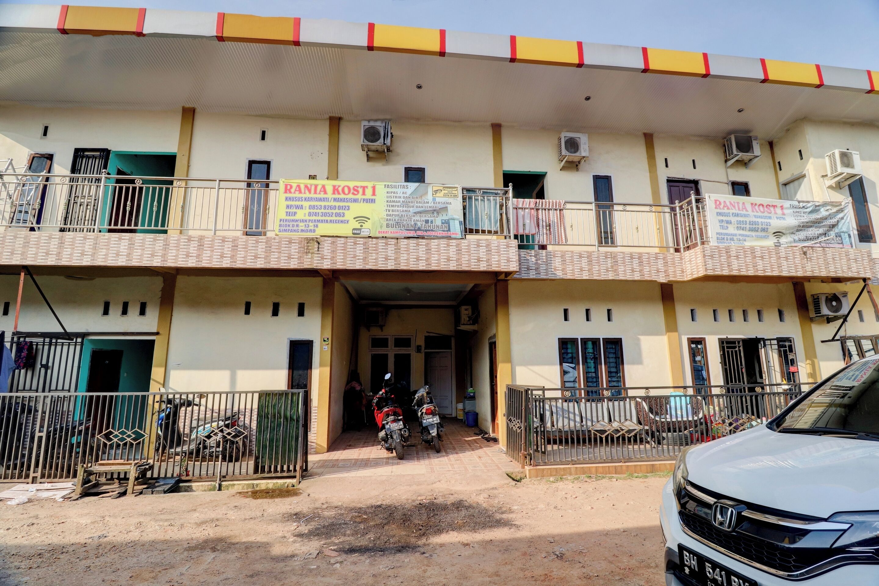 Rania Kost Simpang Rimbo by OYO