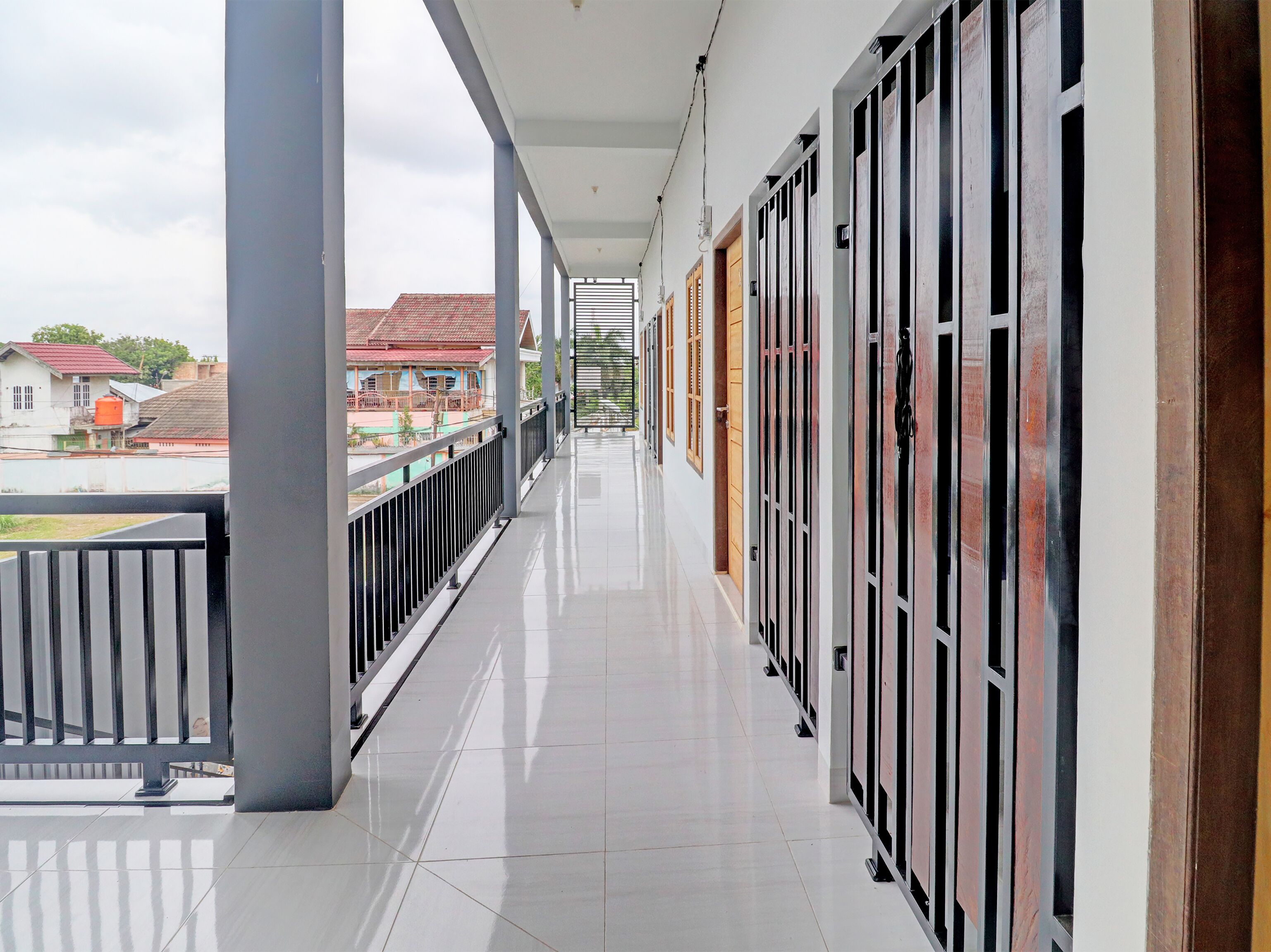 Reny Kost Syariah by OYO