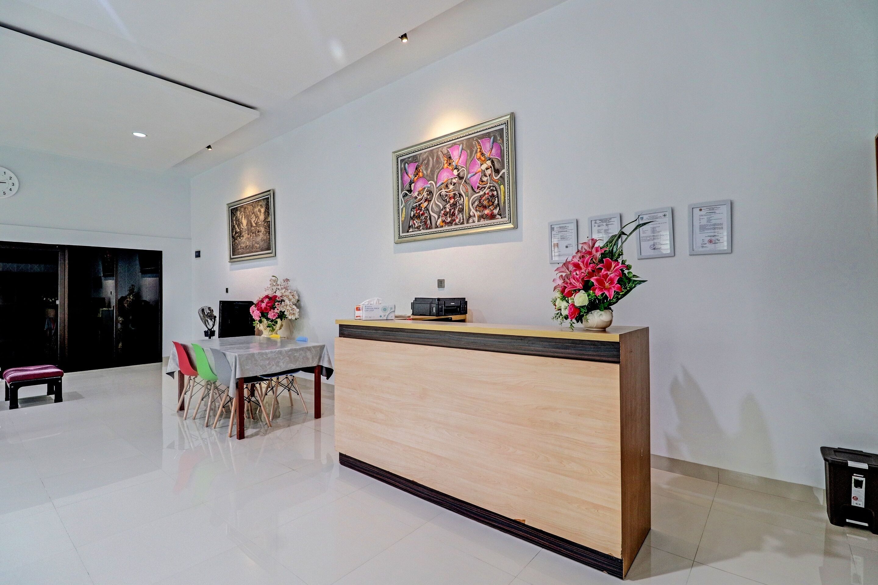 Reny Kost Syariah by OYO
