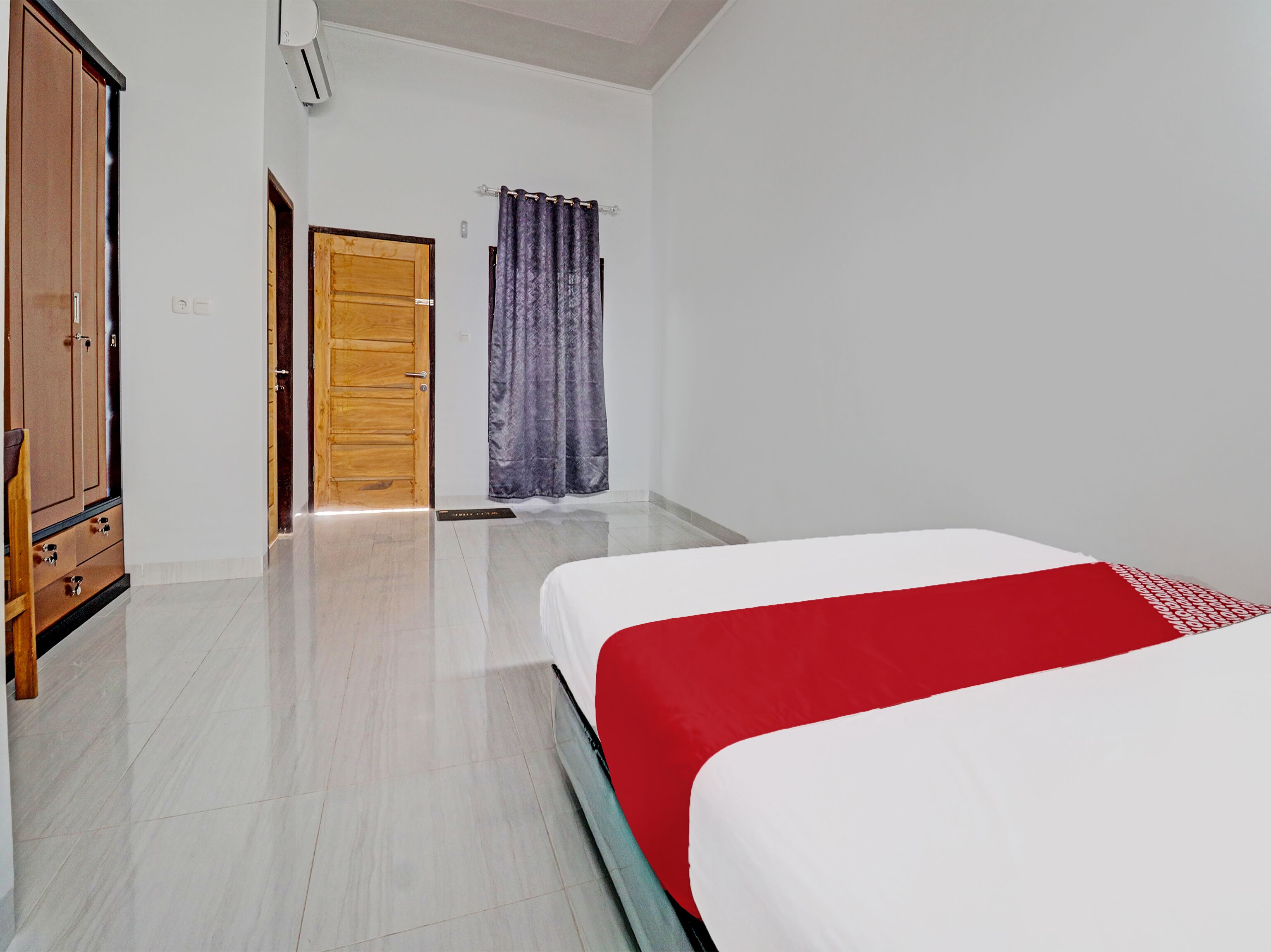 Reny Kost Syariah by OYO
