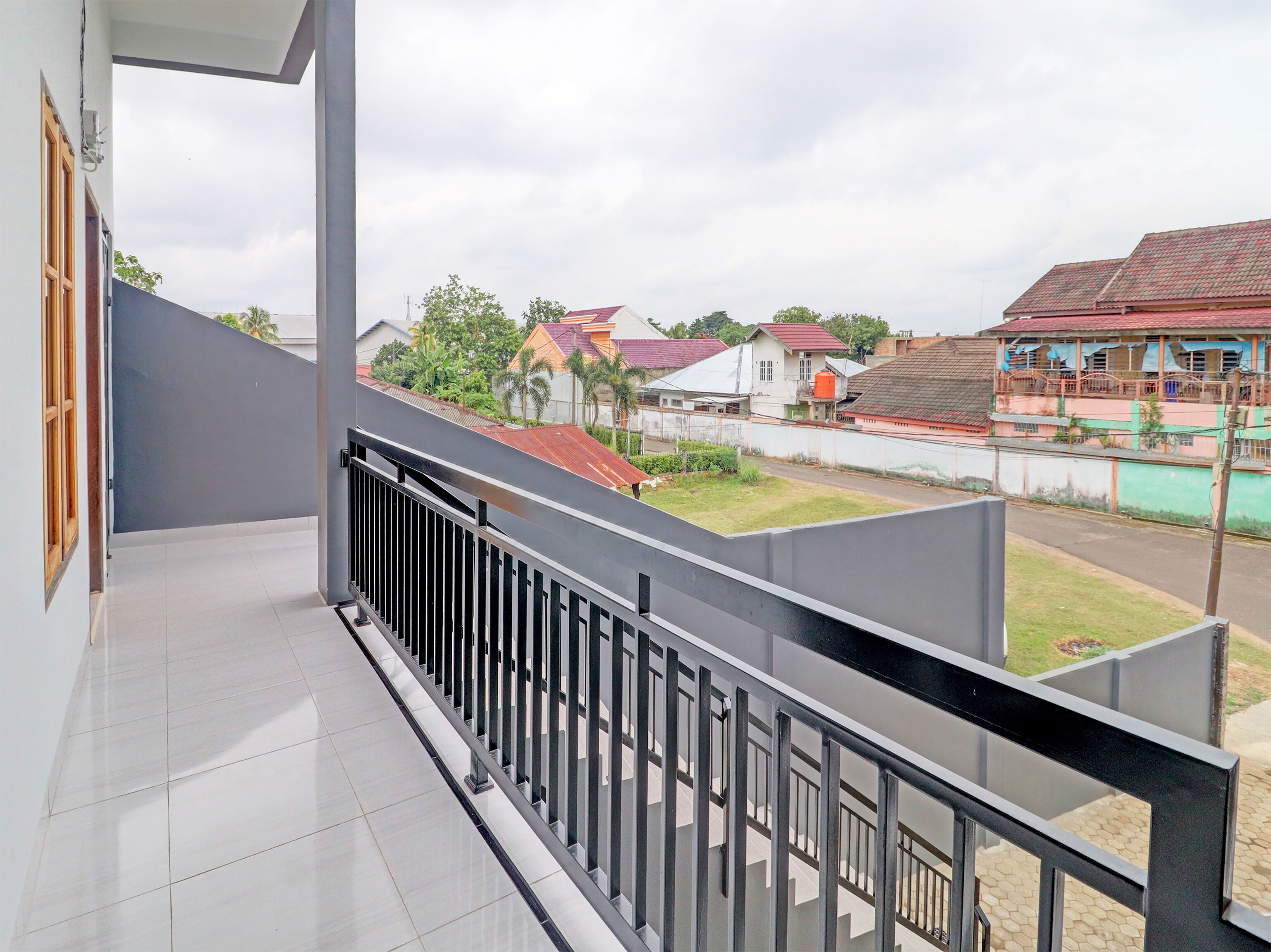 Reny Kost Syariah by OYO
