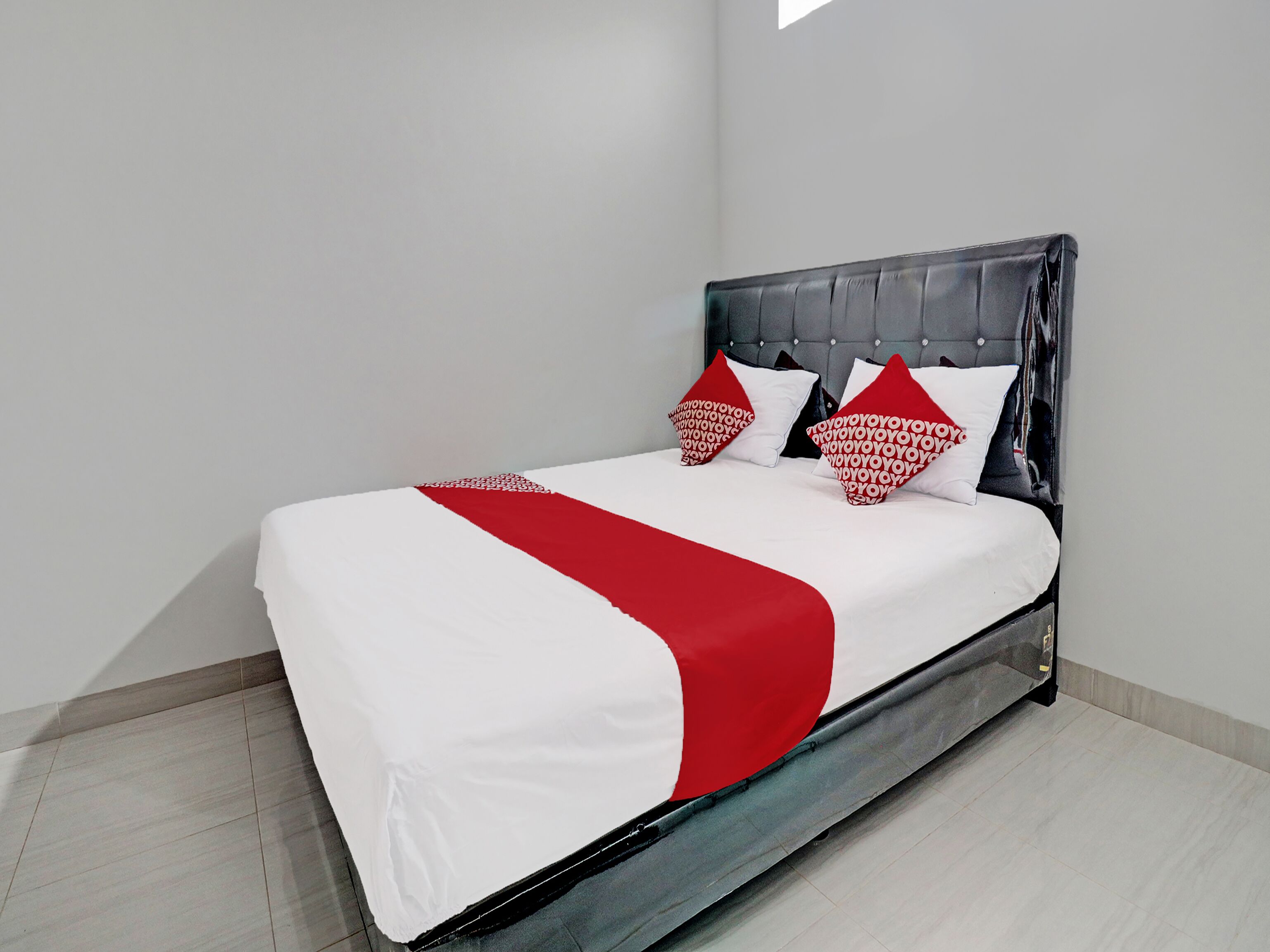 Reny Kost Syariah by OYO