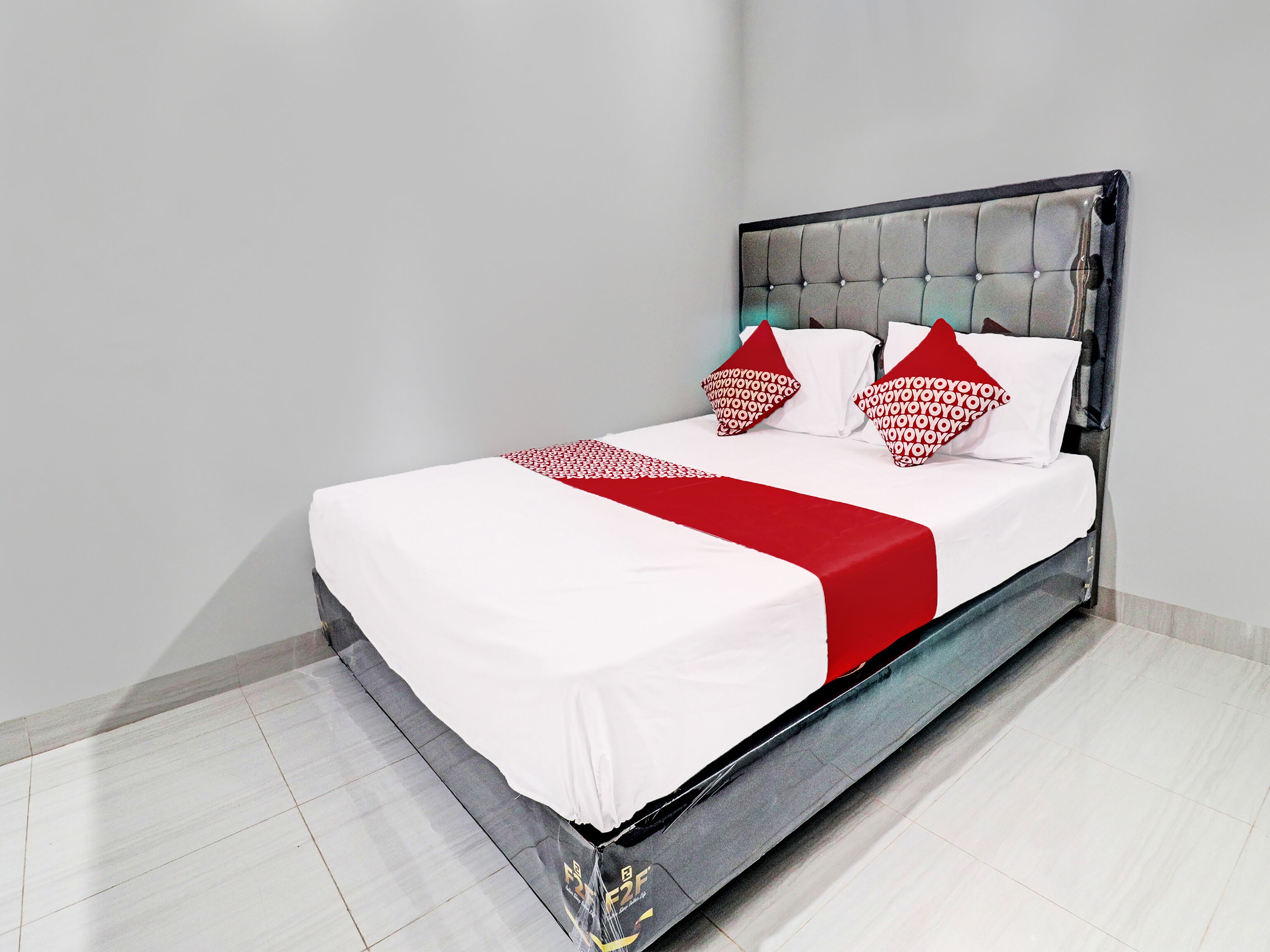 Reny Kost Syariah by OYO