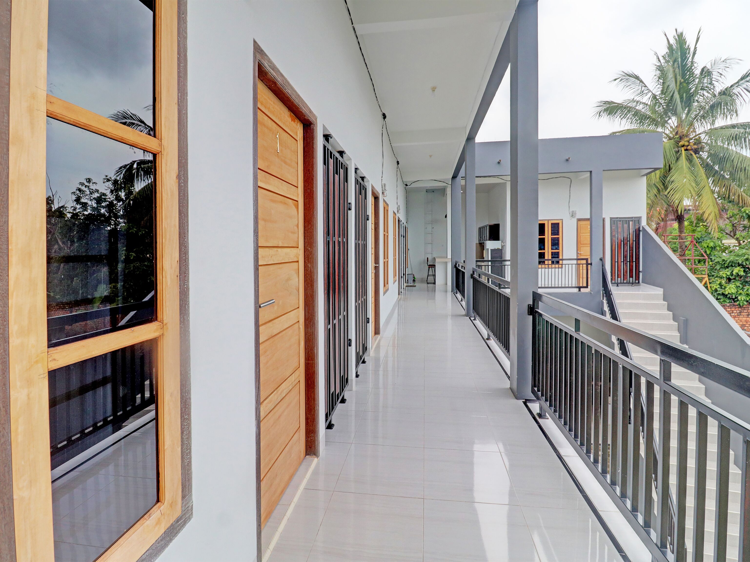 Reny Kost Syariah by OYO