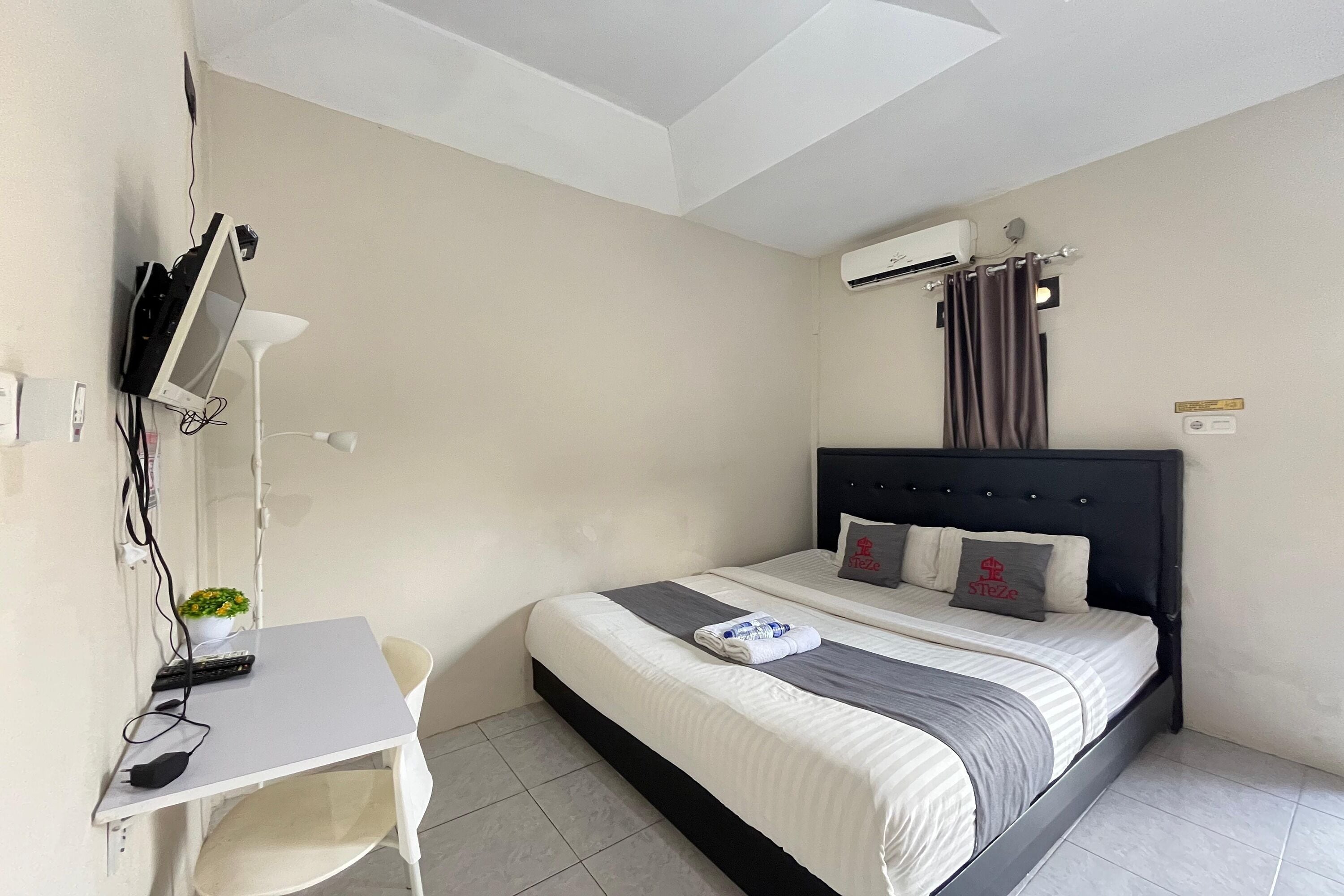 Steze Guesthouse Syariah Telanaipura