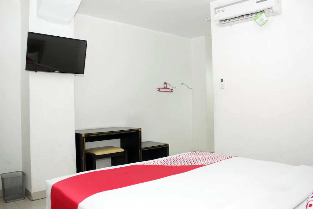 Surya Hotel by OYO Rooms