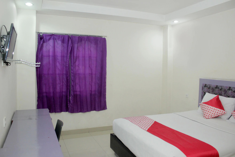 Surya Hotel by OYO Rooms