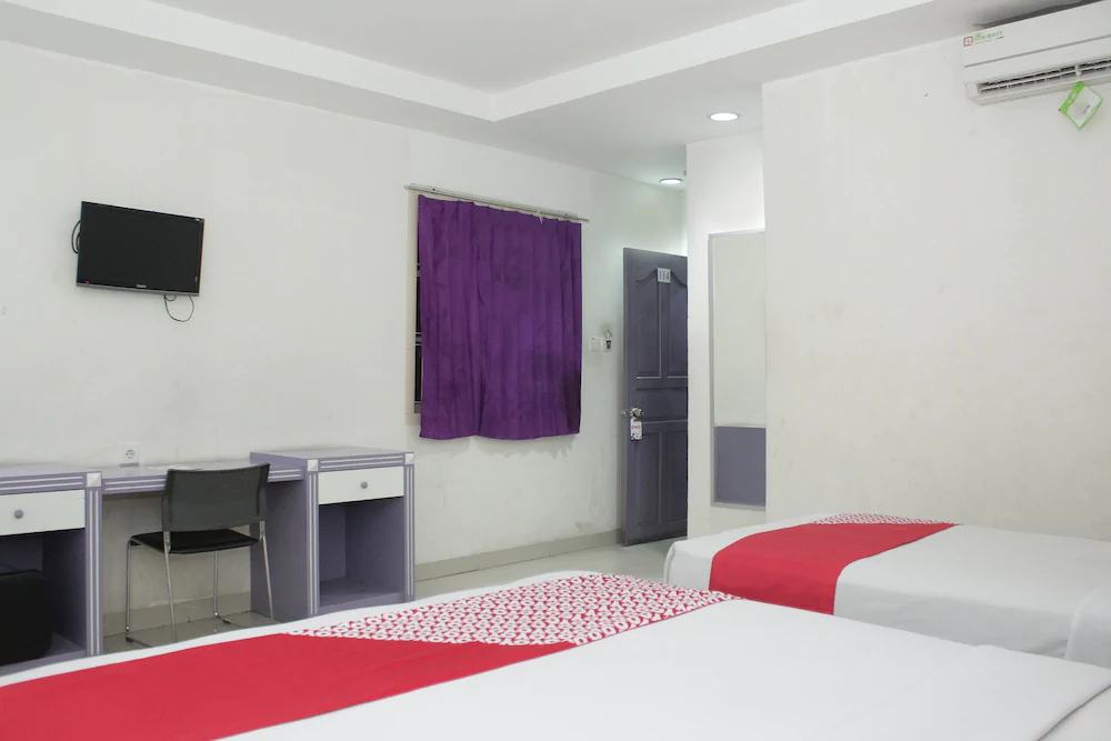 Surya Hotel by OYO Rooms