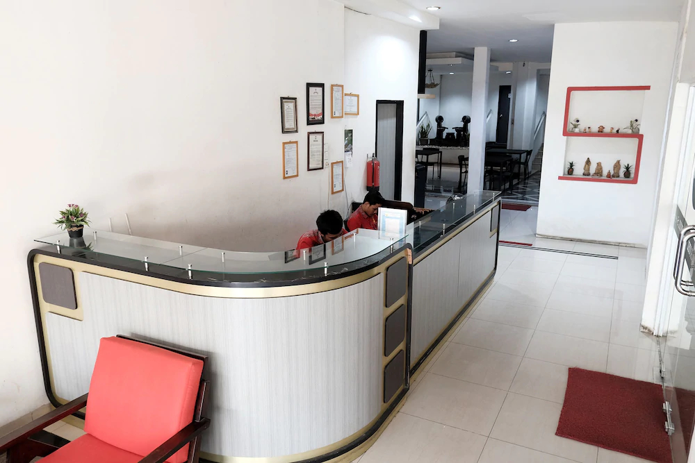 Surya Hotel by OYO Rooms