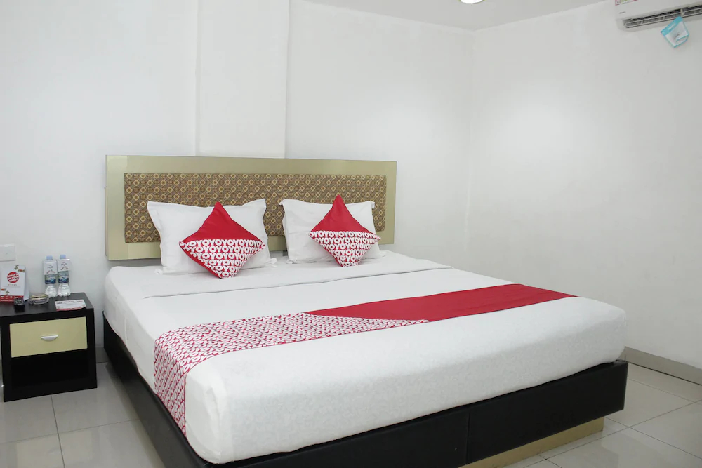 Surya Hotel by OYO Rooms