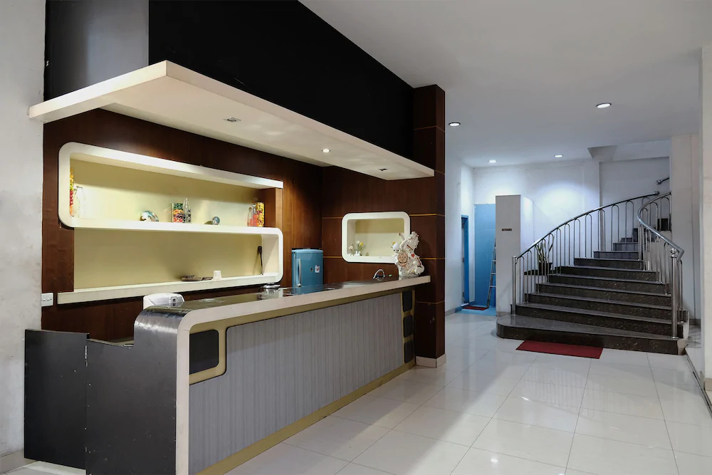 Surya Hotel by OYO Rooms