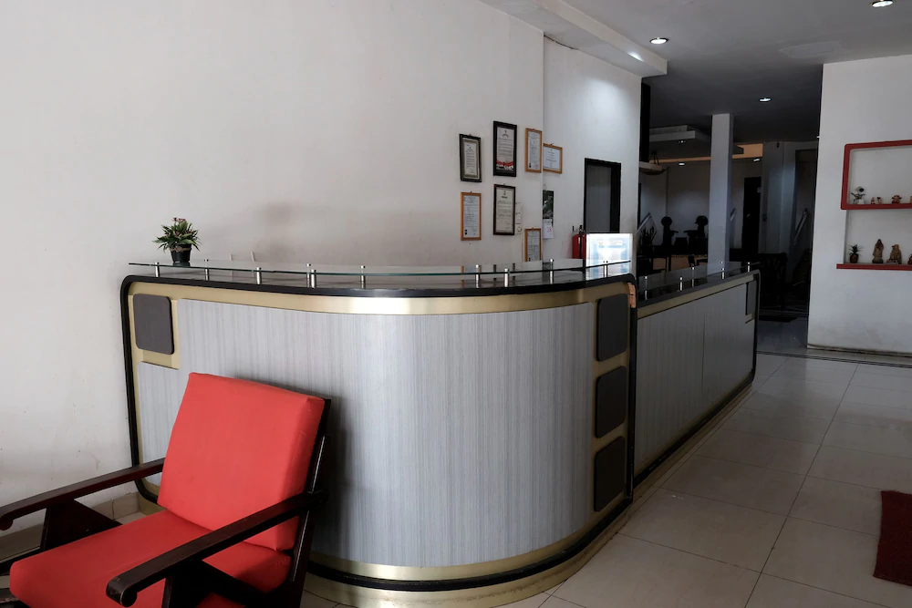 Surya Hotel by OYO Rooms