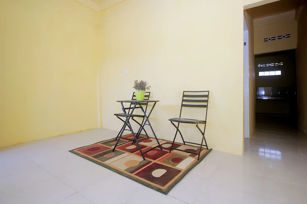 Tassa Kost by OYO Rooms