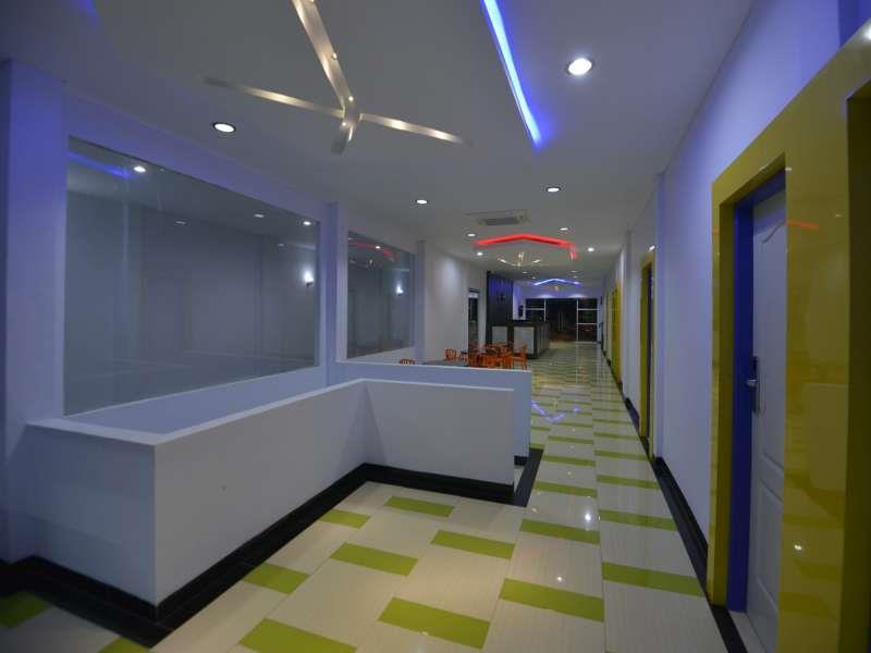 T-One Hotel