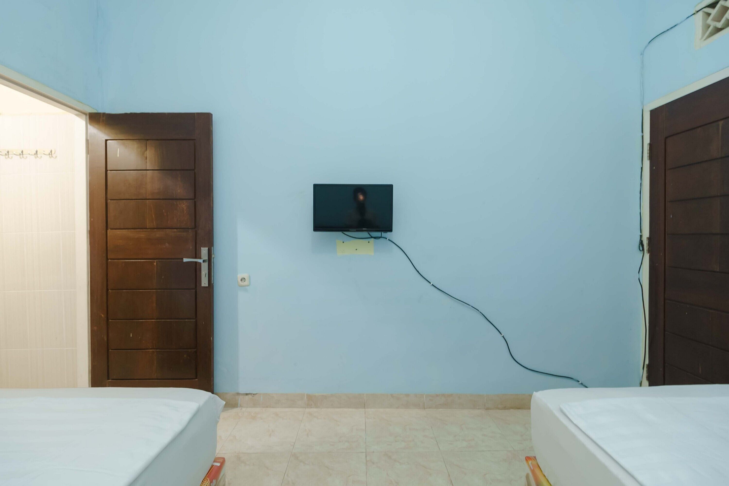 Wisma Dame by RedDoorz