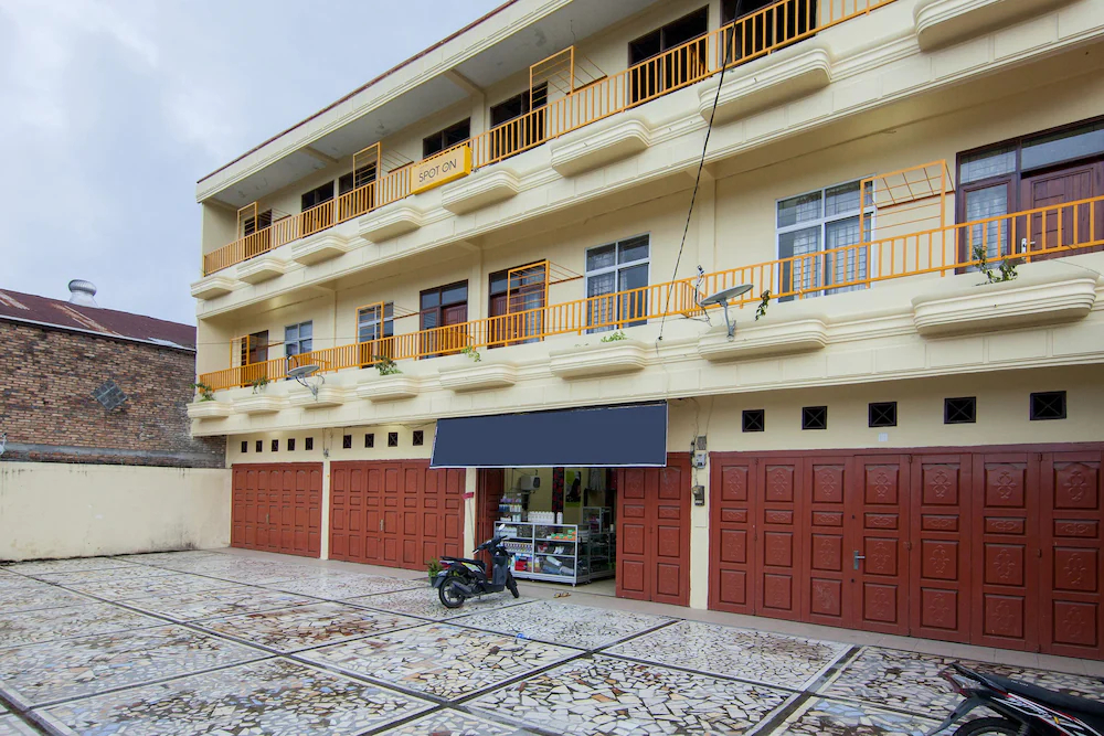 Hotel Stadion by OYO Rooms