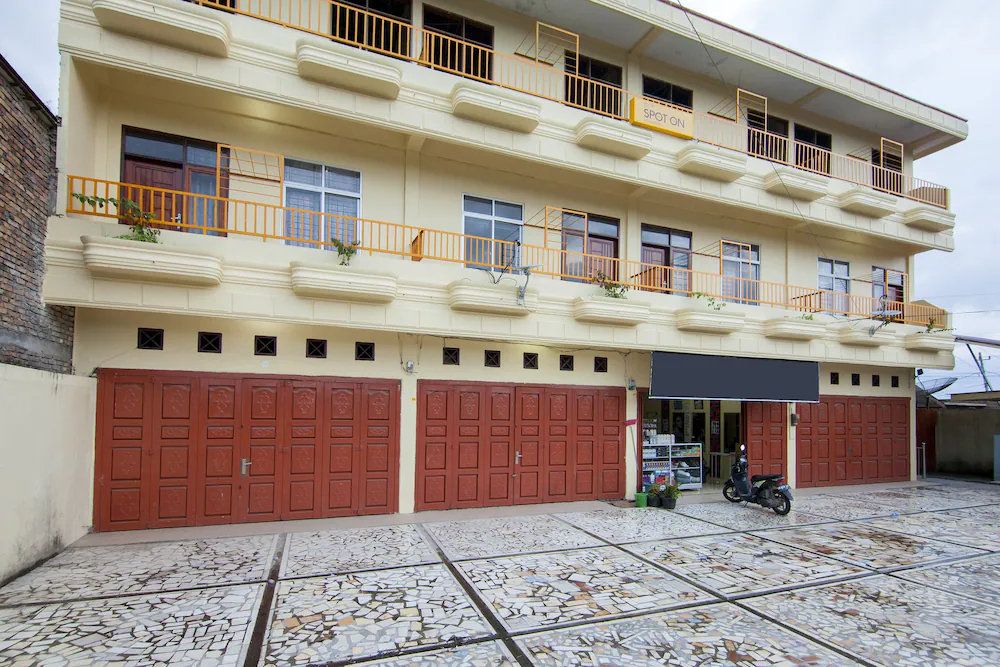 Hotel Stadion by OYO Rooms