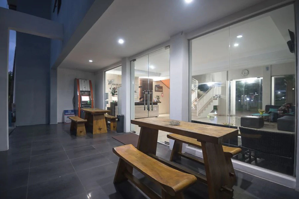 Krakatau Kahai Beach Hotel by RedDoorz