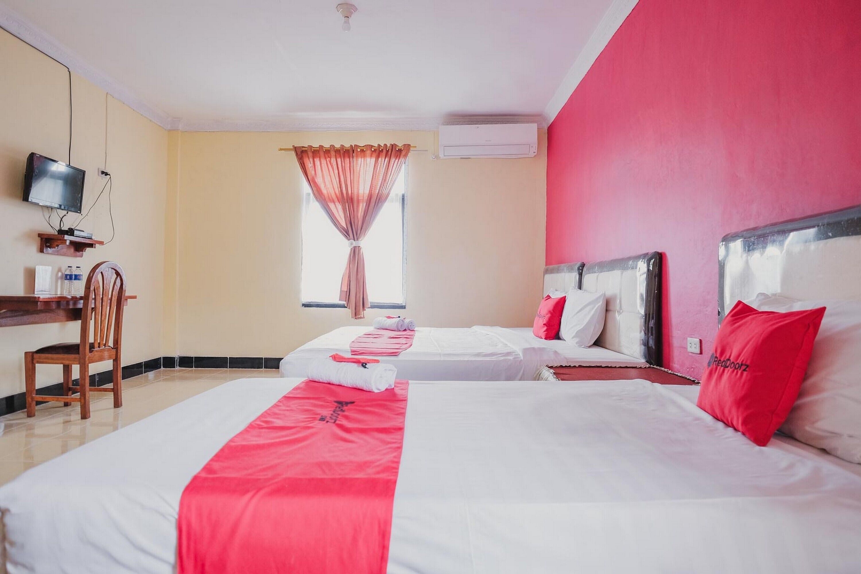 Hotel & RM Sahabat Utama by RedDoorz