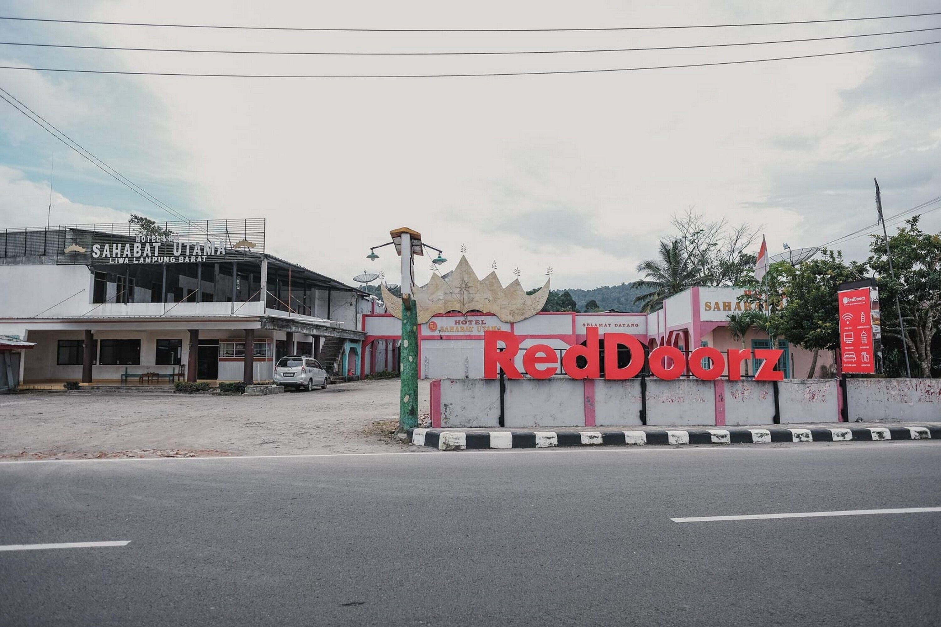 Hotel & RM Sahabat Utama by RedDoorz