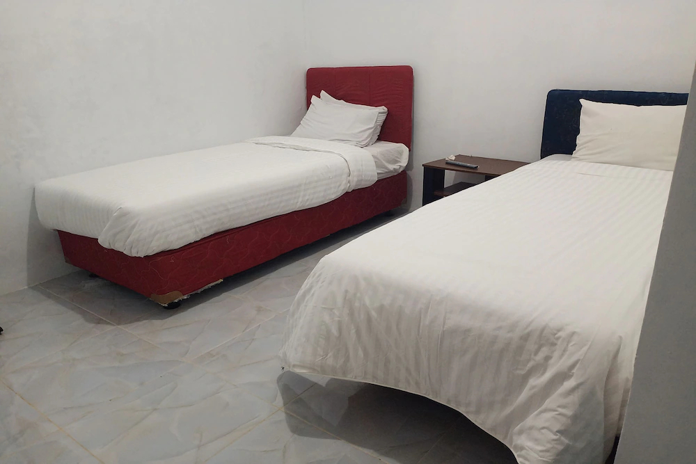 Hotel Krui Syariah by OYO Rooms