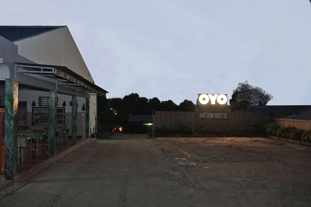 Intan Hotel by OYO Rooms