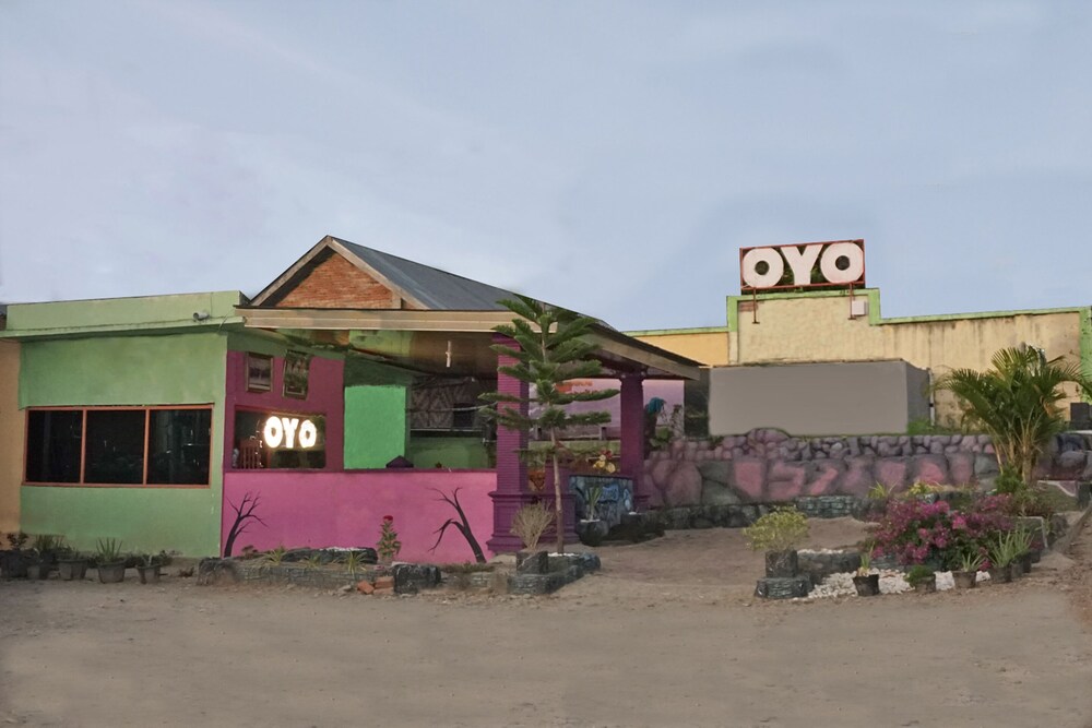 Intan Hotel by OYO Rooms