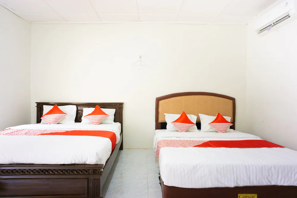 Intan Hotel by OYO Rooms