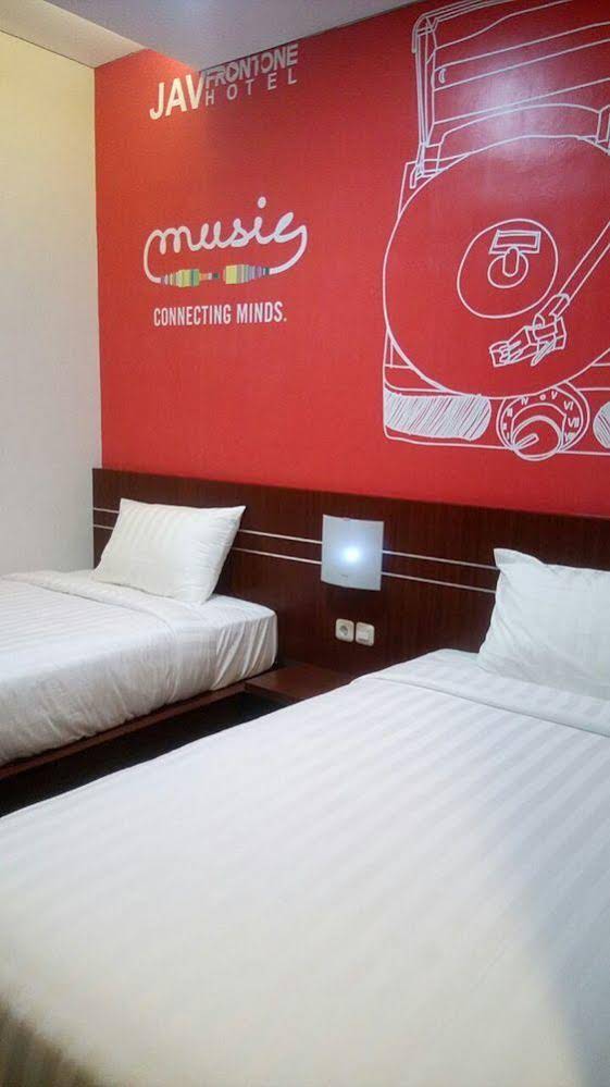 JAV Front One Hotel Lahat