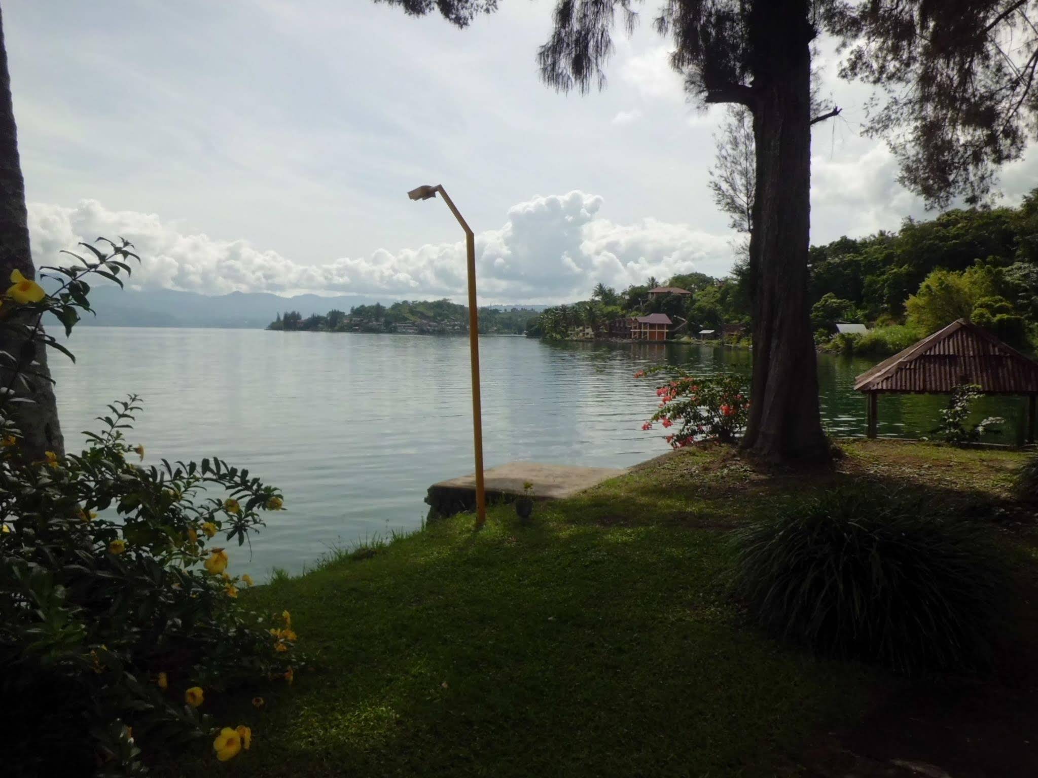 Tuk Tuk Timbul Bungalows