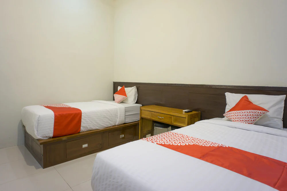 Hotel Chocolate by OYO Rooms
