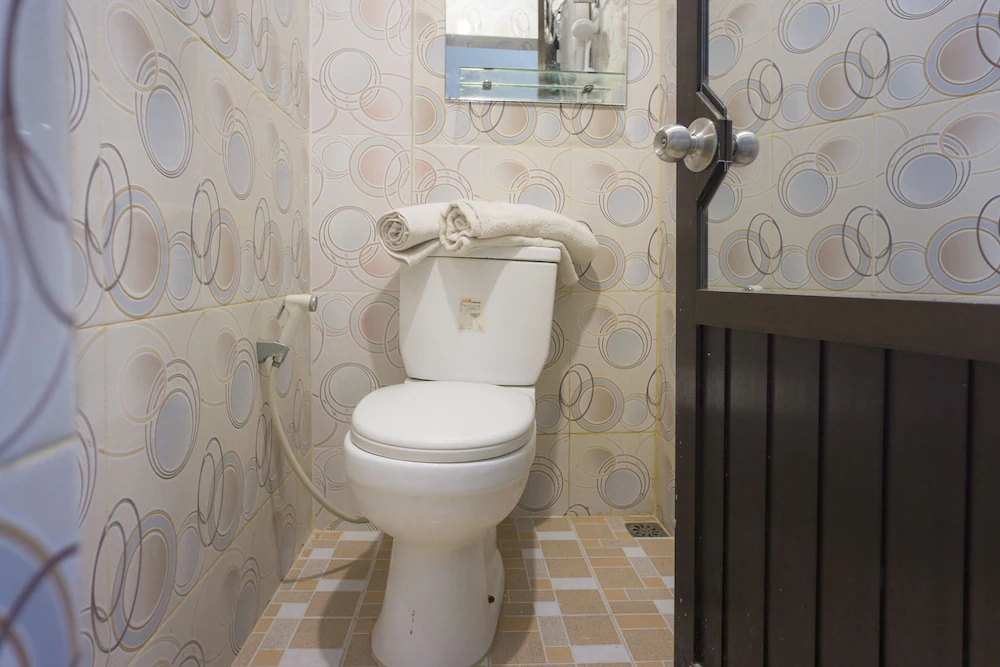 Hotel Chocolate by OYO Rooms
