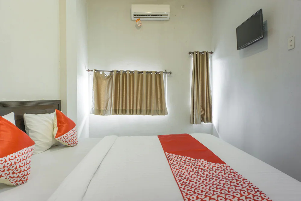 Hotel Chocolate by OYO Rooms