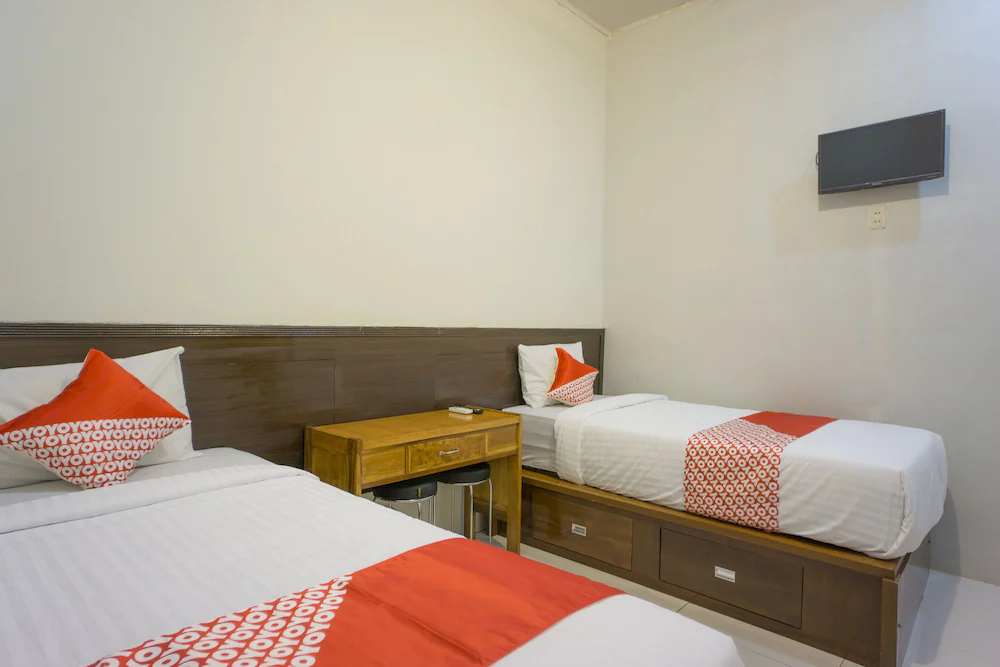 Hotel Chocolate by OYO Rooms