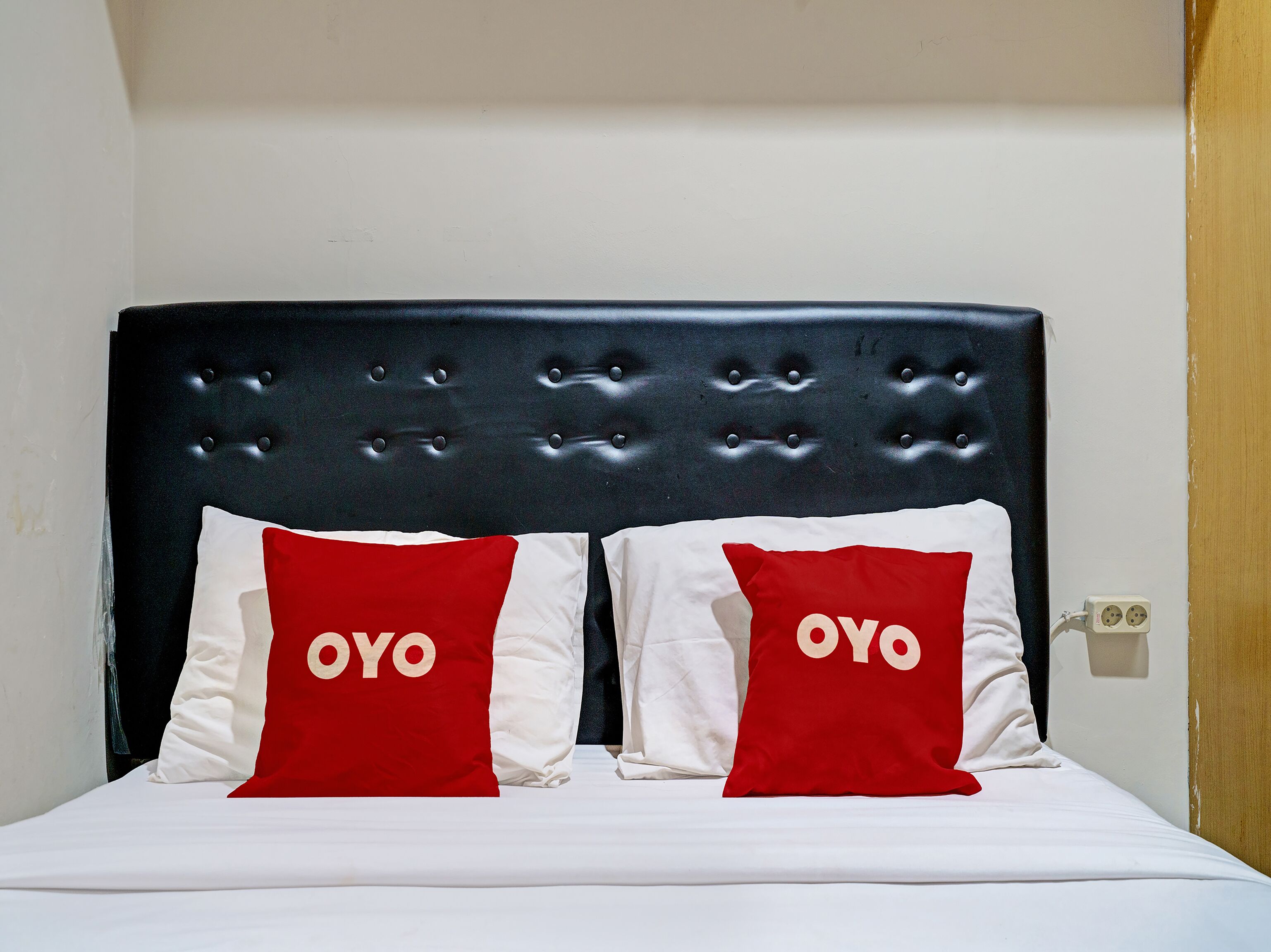 Losmen Diah Syariah By OYO