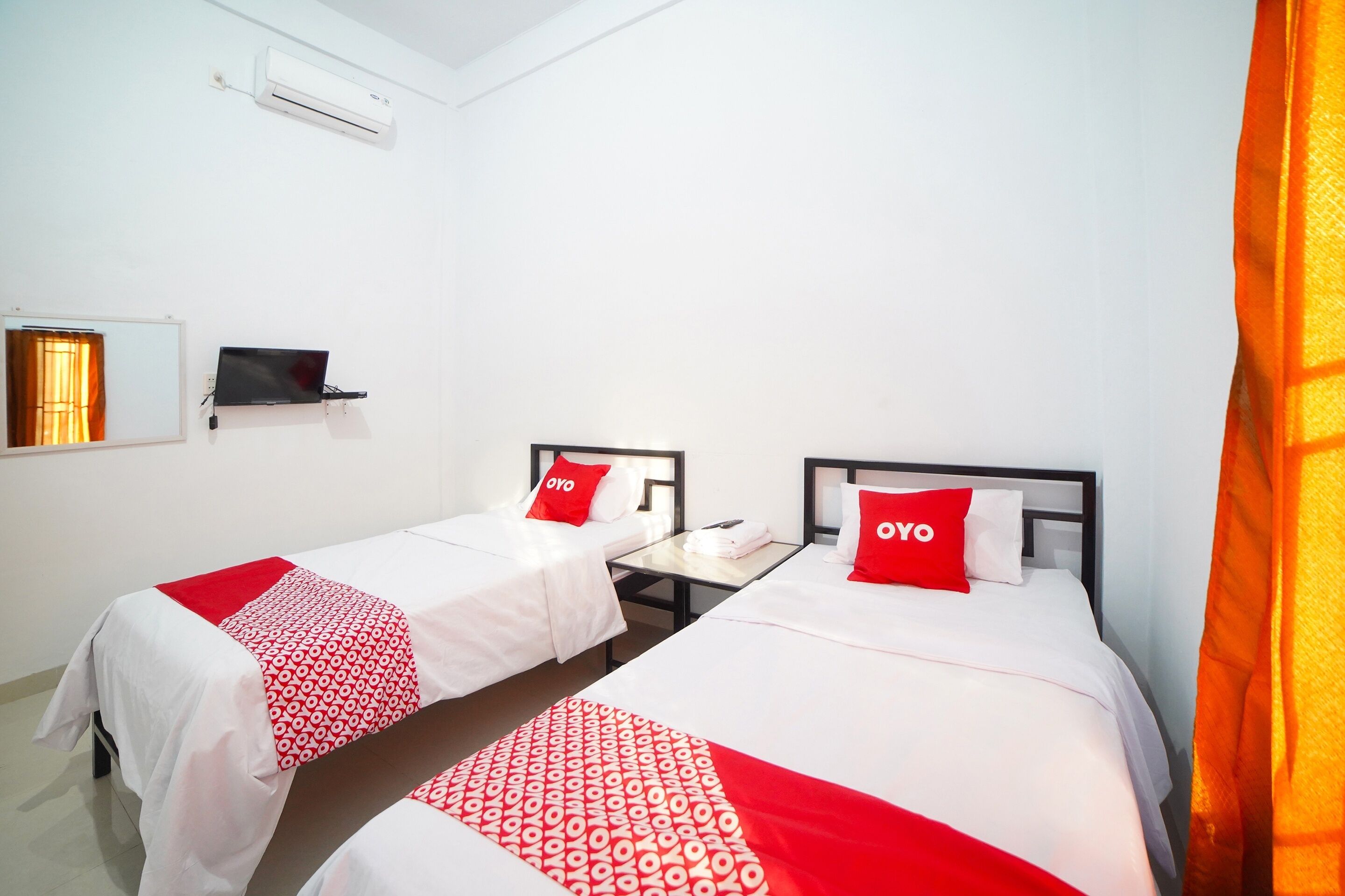 Hanania House Syariah by OYO