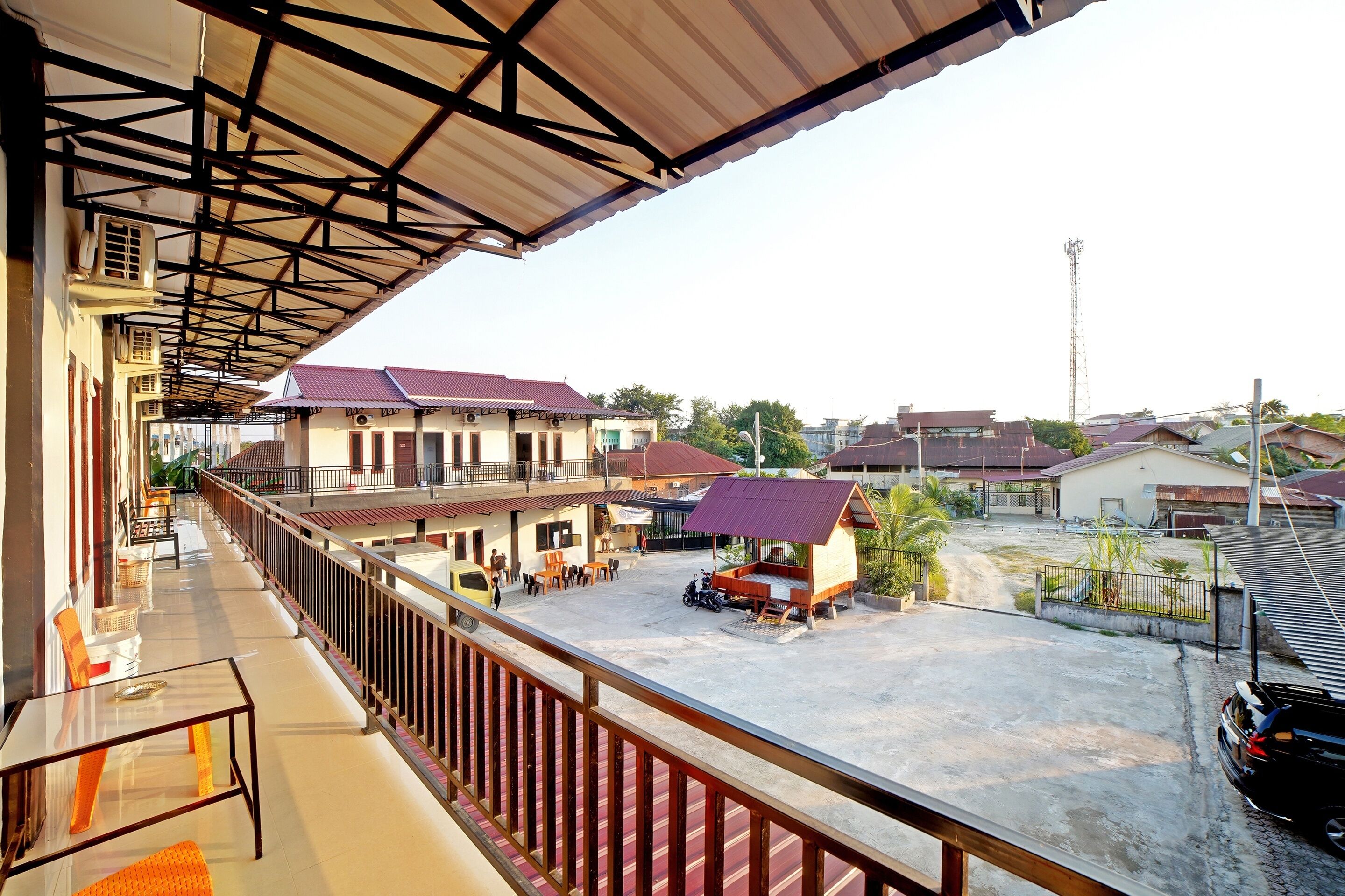 Hanania House Syariah by OYO