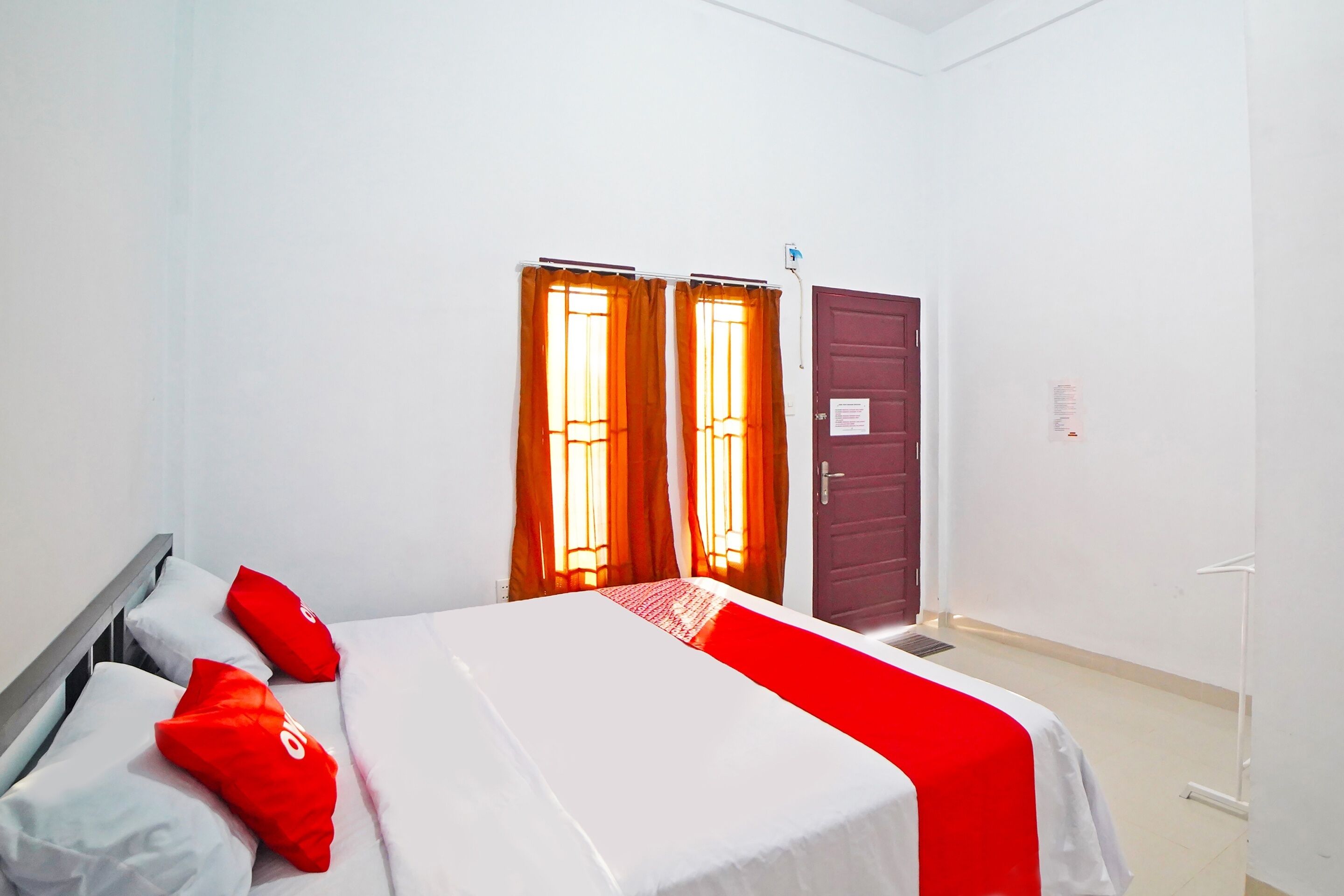 Hanania House Syariah by OYO