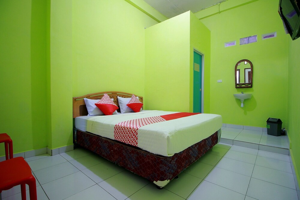 Sherren Guest House by OYO Rooms
