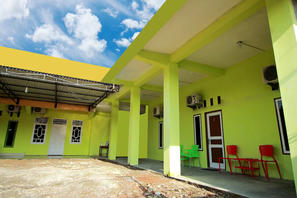 Sherren Guest House by OYO Rooms