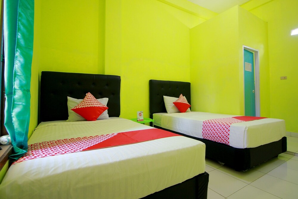 Sherren Guest House by OYO Rooms