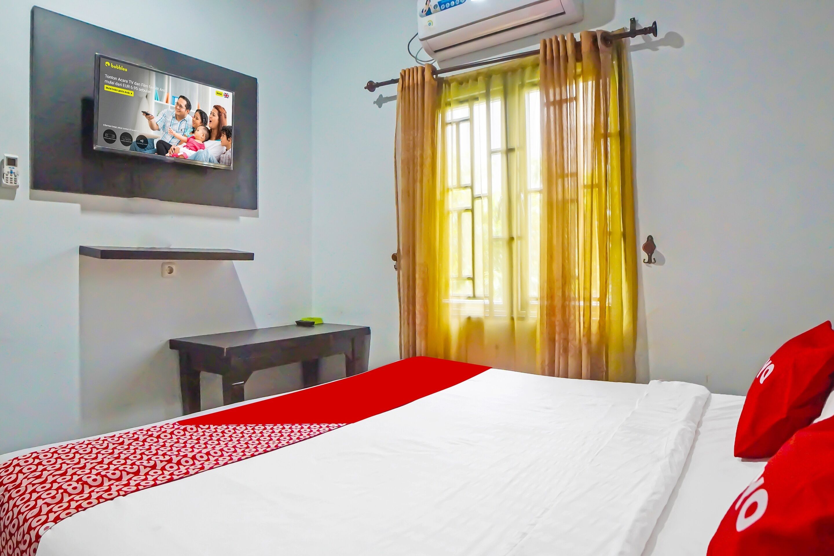 Abadi Hotel by OYO