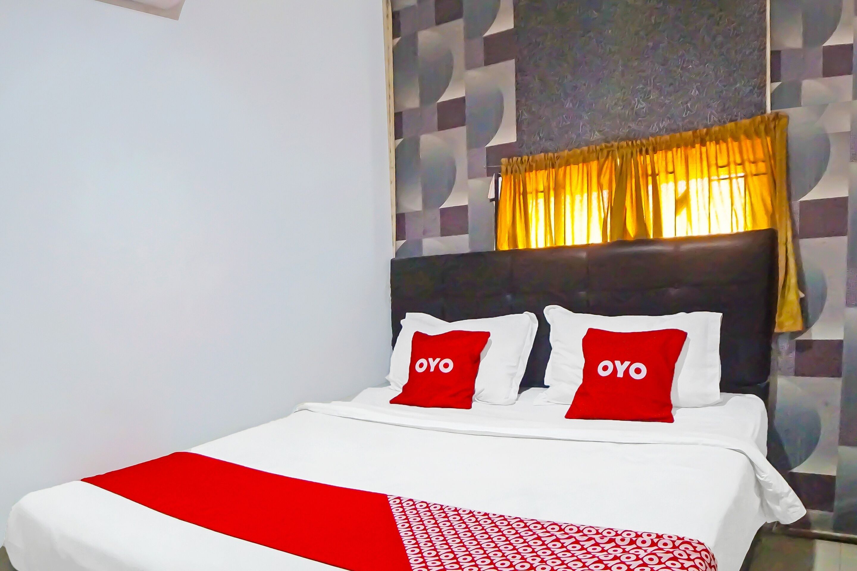 Abadi Hotel by OYO